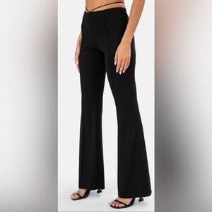 ADIKA Bono Flared Leggings